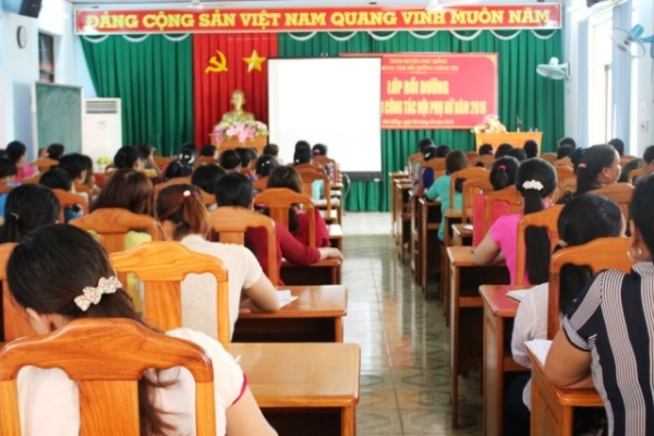 Huyện Phú Riềng khai giảng lớp tập huấn Nghiệp vụ công tác Hội phụ nữ cơ sở năm 2016