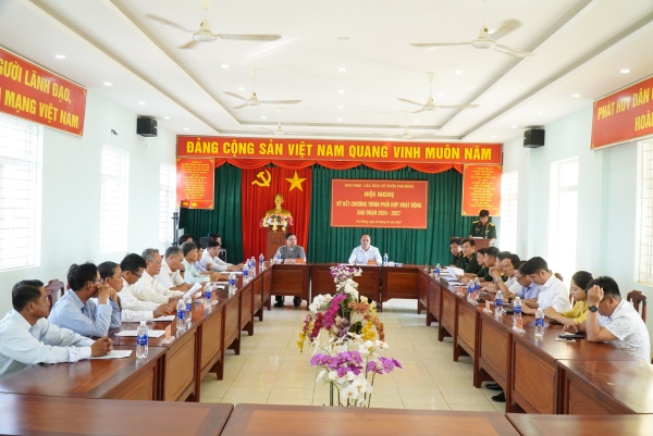 Ban CHQS huyện Phú Riềng nâng cao hiệu quả phối hợp với các tôn giáo