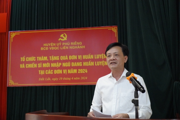 Chiến sỹ mới của huyện Phú Riềng lấy kỷ luật làm sức mạnh, hoàn thành xuất sắc nhiệm vụ huấn luyện.