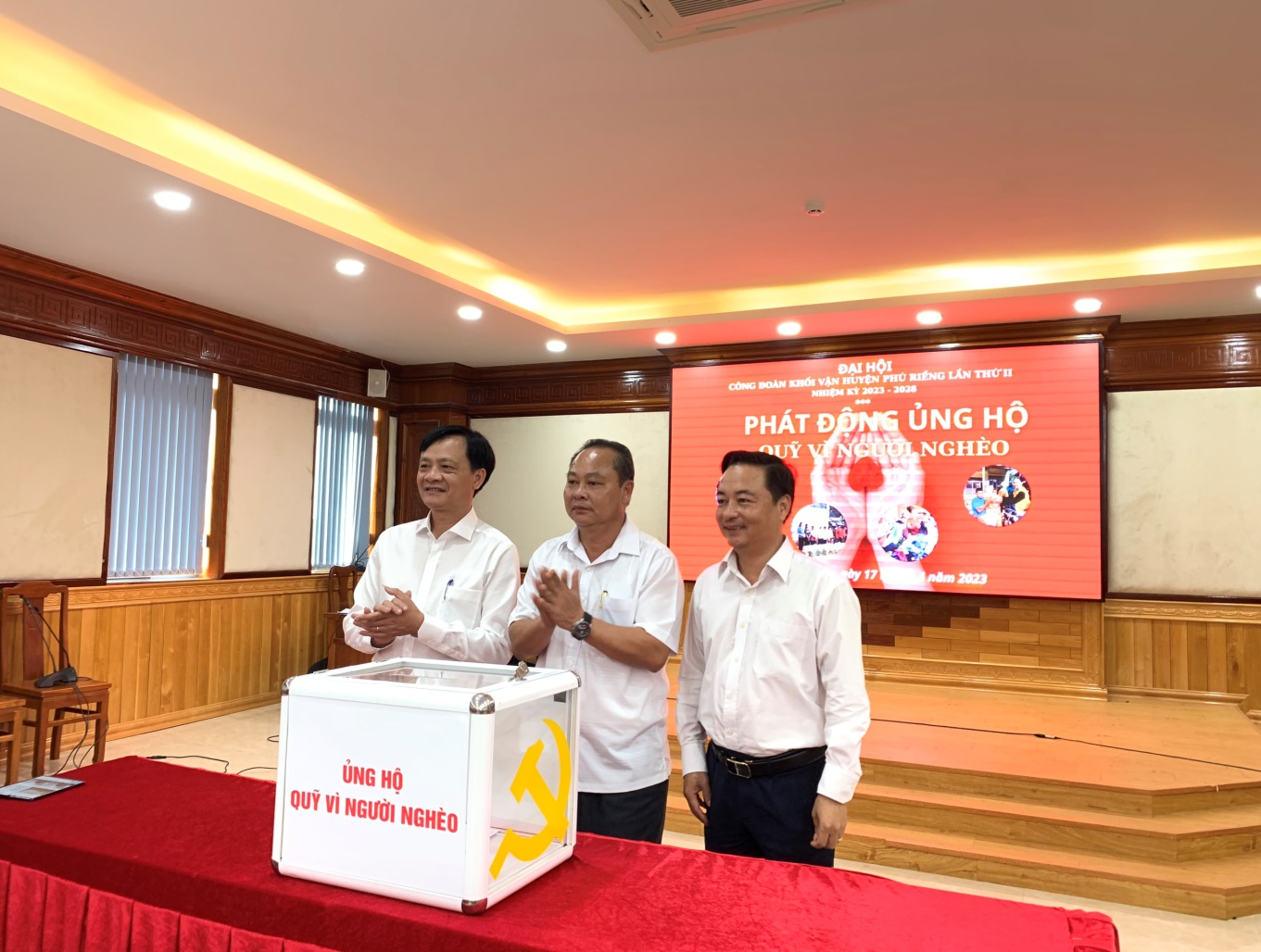 Quỹ “Vì người nghèo” huyện Phú Riềng đã vận động và tiếp nhận được gần 22 tỷ đồng hỗ trợ xây dựng và sửa chữa nhà ở