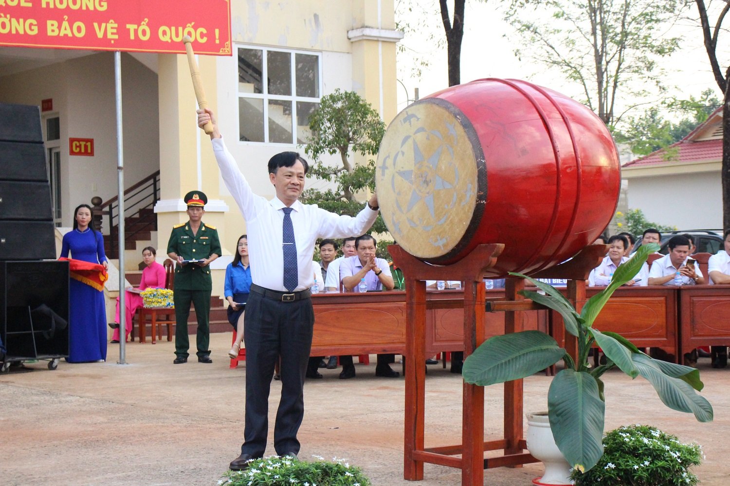 Phú Riềng trang trọng tổ chức Lễ giao, nhận quân năm 2023.