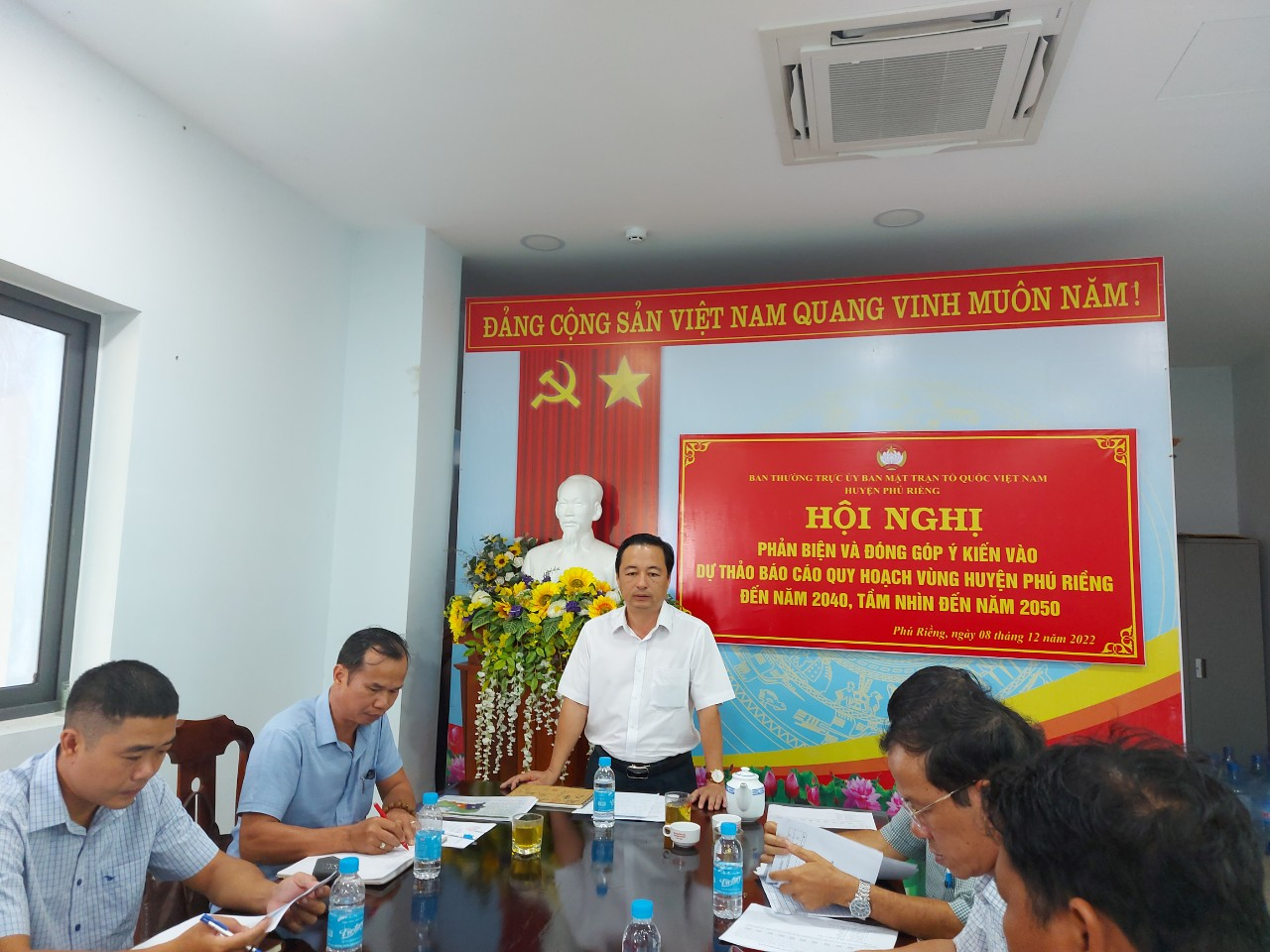 Hội nghị đóng góp ý kiến vào báo cáo quy hoạch vùng huyện Phú Riềng đến năm 2040, tầm nhìn đến năm 2050