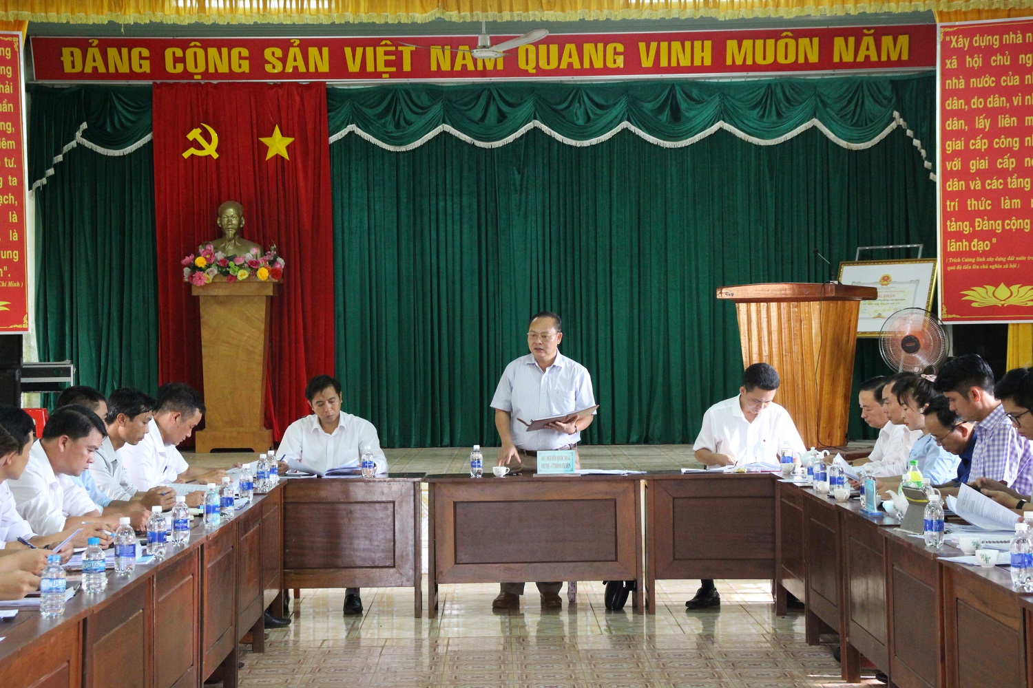 Giám sát tình hình thực hiện nhiệm vụ về kinh tế- xã hội, quốc phòng- An ninh xã Bình Tân.