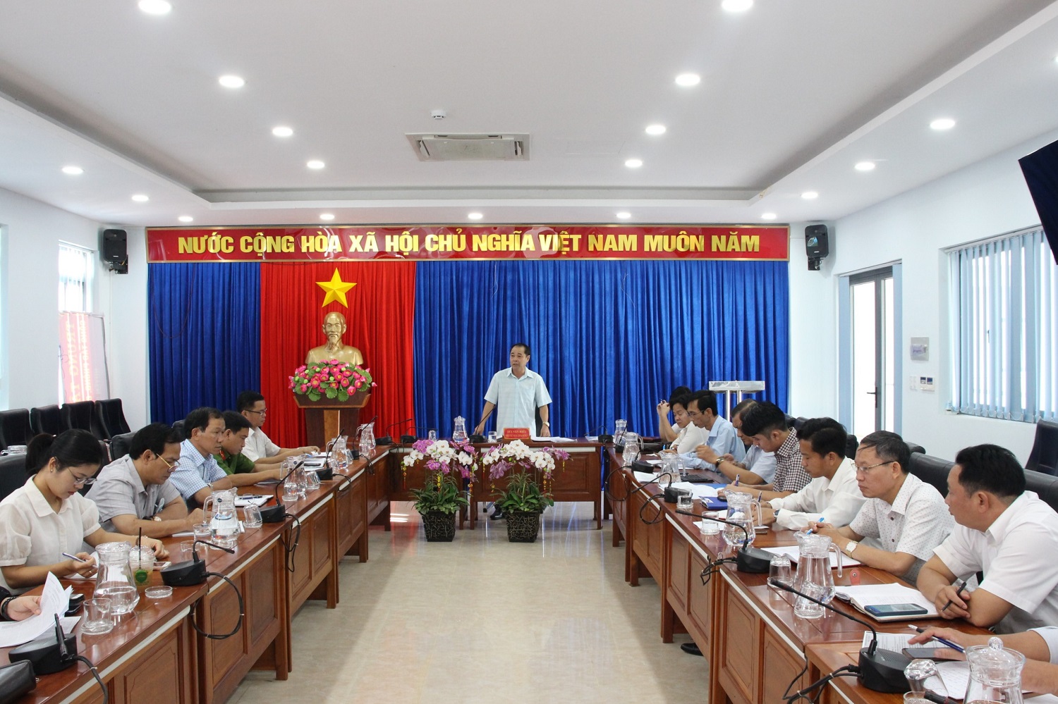 Huyện Phú Riềng quyết liệt thực hiện tiêm vắc xin phòng covid-19 đợt 15.