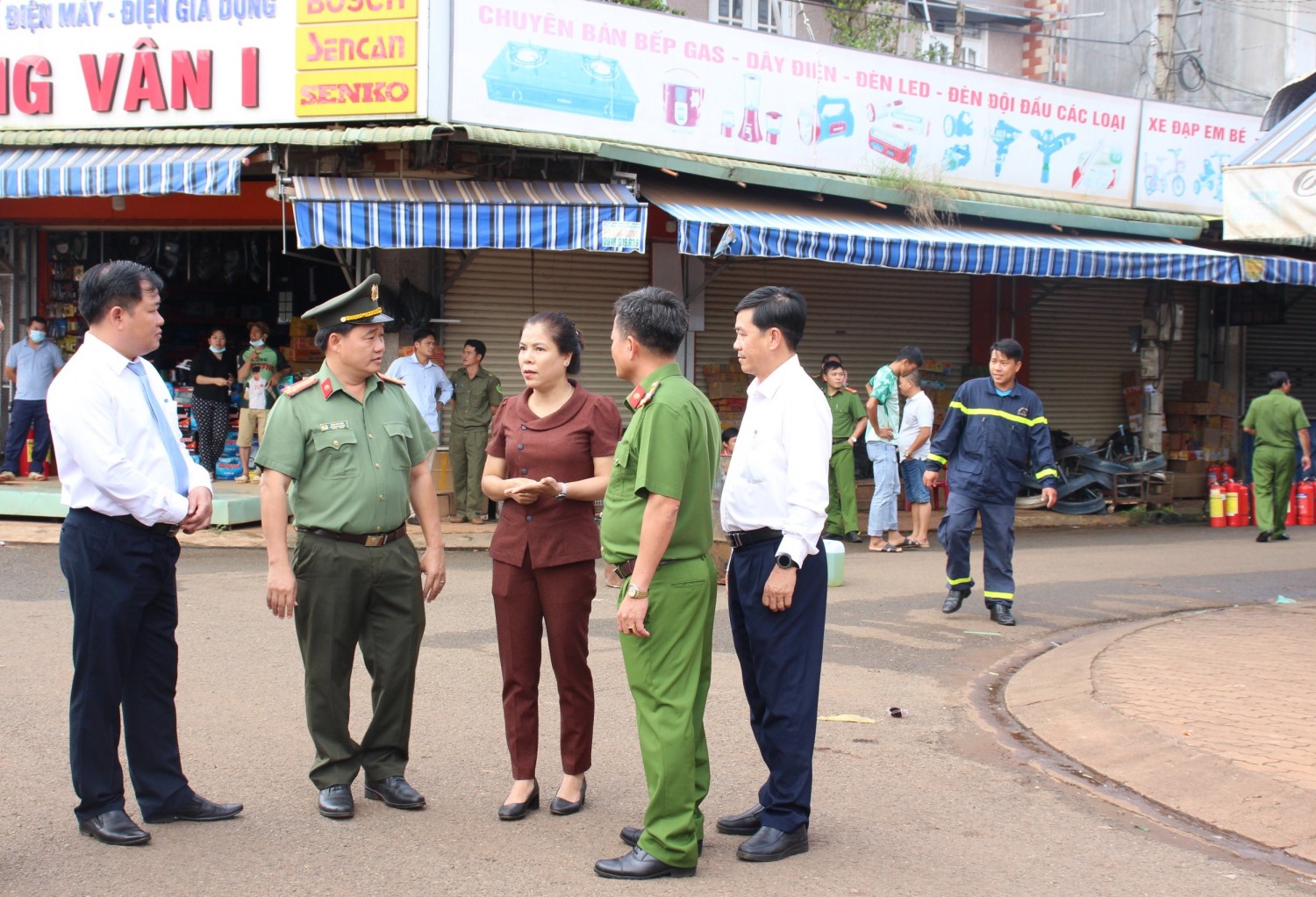 Huyện Phú Riềng diễn tập phương án phòng cháy chữa cháy và cứu nạn, cứu hộ.