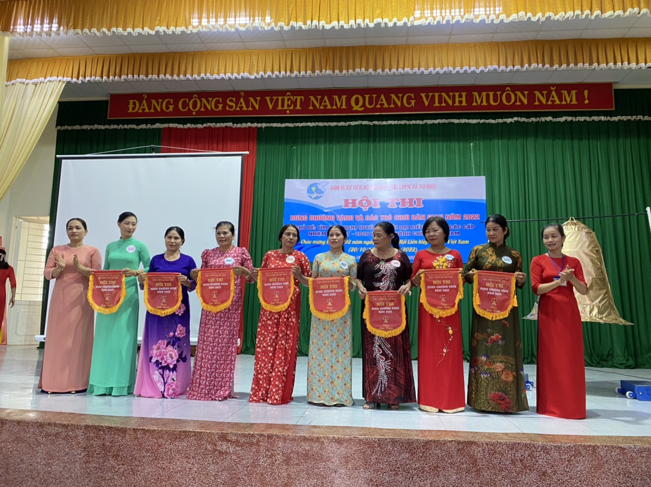 Hội LHPN xã Bù Nho tổ chức Hội thi “Rung chuông vàng” tìm hiểu Nghị quyết Đại hội đại biểu Phụ nữ các cấp, nhiệm kỳ 2021-2026 và Luật hành chính Việt Nam năm 2022