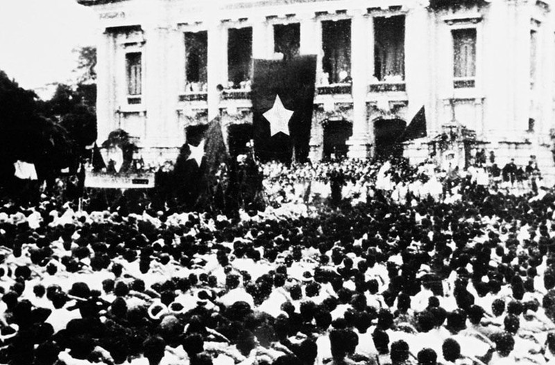 Kỷ niệm 77 năm Cách mạng Tháng Tám (19/8/1945-19/8/2022):