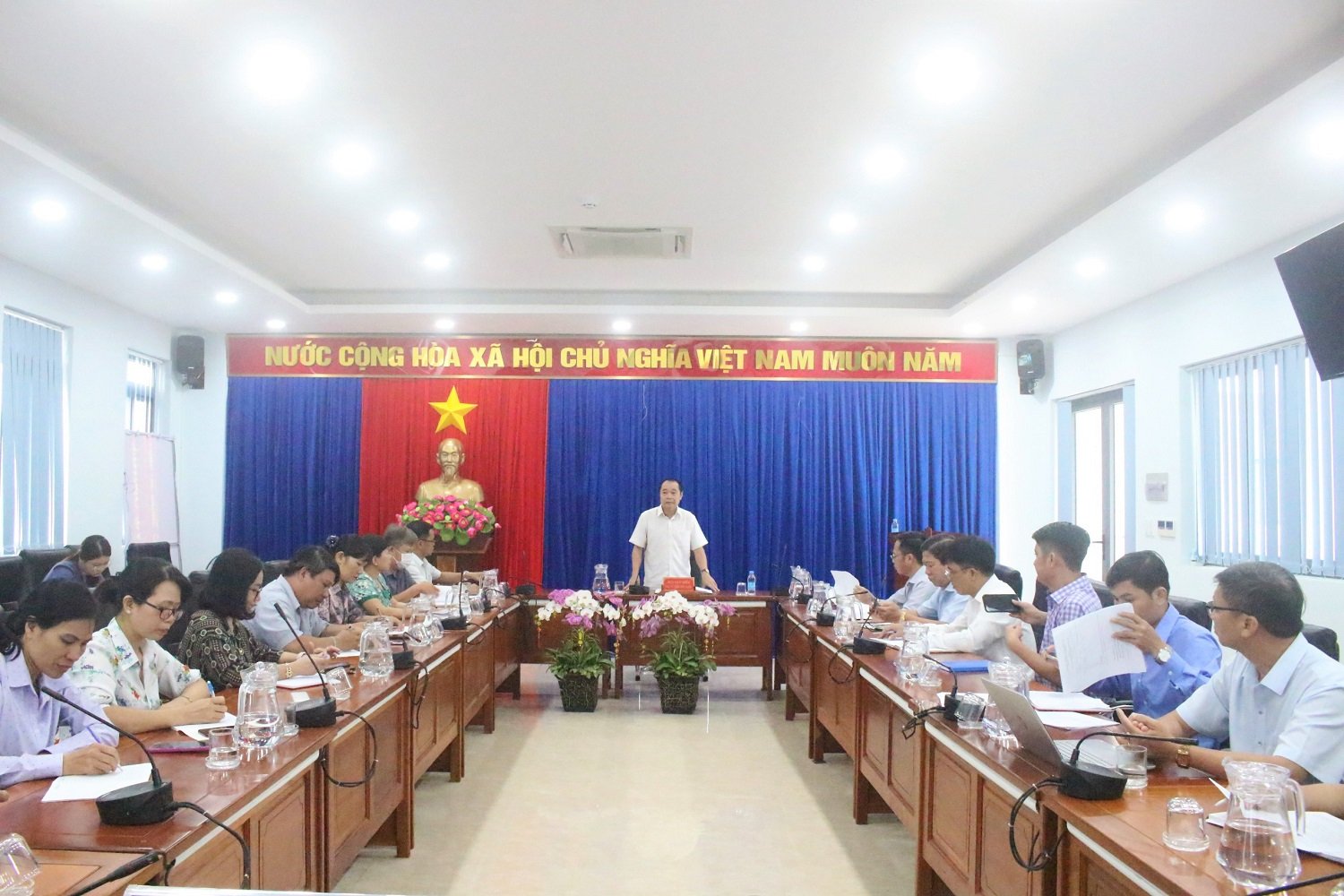Rà soát tiến độ xây dựng trường học đạt chuẩn quốc gia trên địa bàn huyện Phú Riềng.