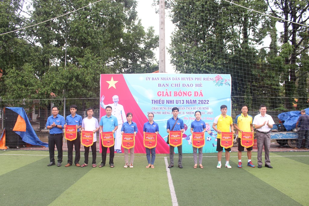 Giải bóng đá thiếu nhi đồng U13 huyện Phú Riềng năm 2022