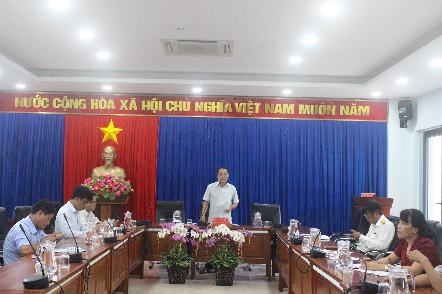 Huyện Phú Riềng phấn đấu thời gian tới không còn hồ sơ quá hạn trên hệ thống.
