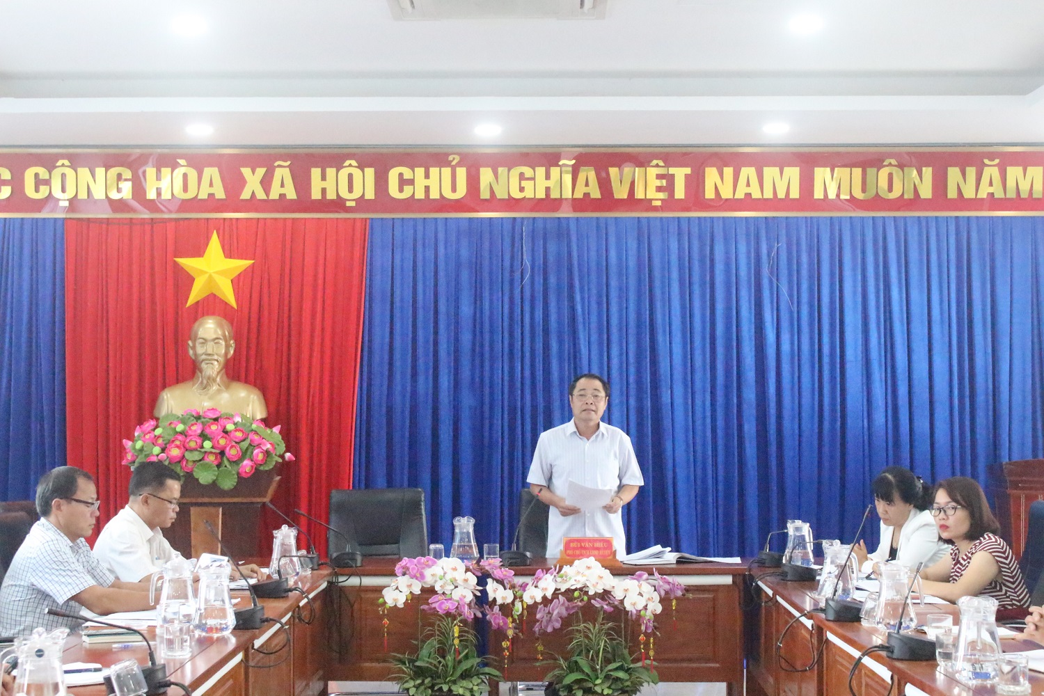 Huyện Phú Riềng chi trả hỗ trợ người bị F0,F1 tại nhà đạt 66%.