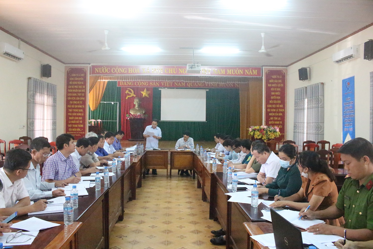 Giám sát tình hình thực hiện nhiệm vụ về Kinh tế- Xã hội, Quốc phòng- An ninh tại xã Phú Riềng