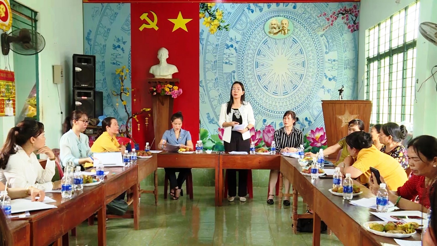 Hội LHPN tỉnh kiểm tra công tác hội 6 tháng đầu năm 2022 tại Phú Riềng