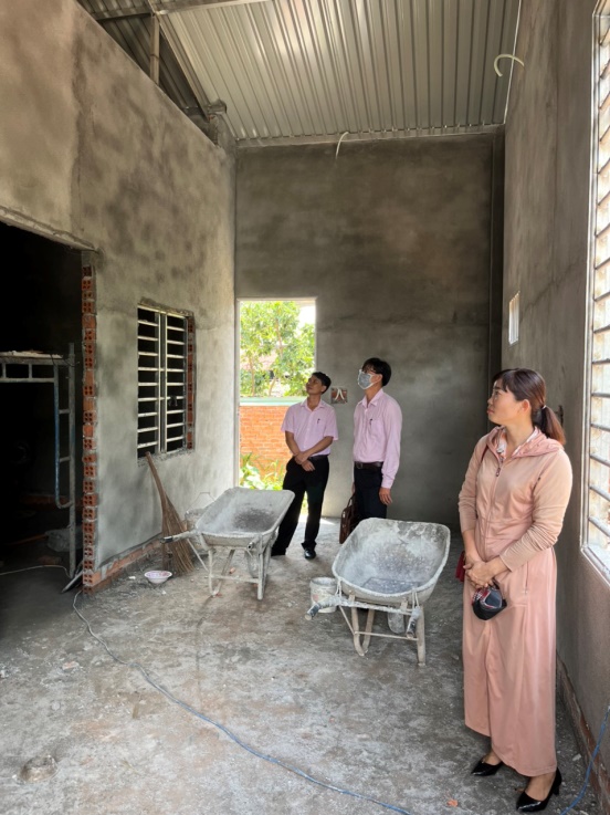 Ngân hàng Chính sách xã hội tỉnh kiểm tra giám sát chương trình tín dụng chính sách trên địa bàn huyện Phú Riềng.