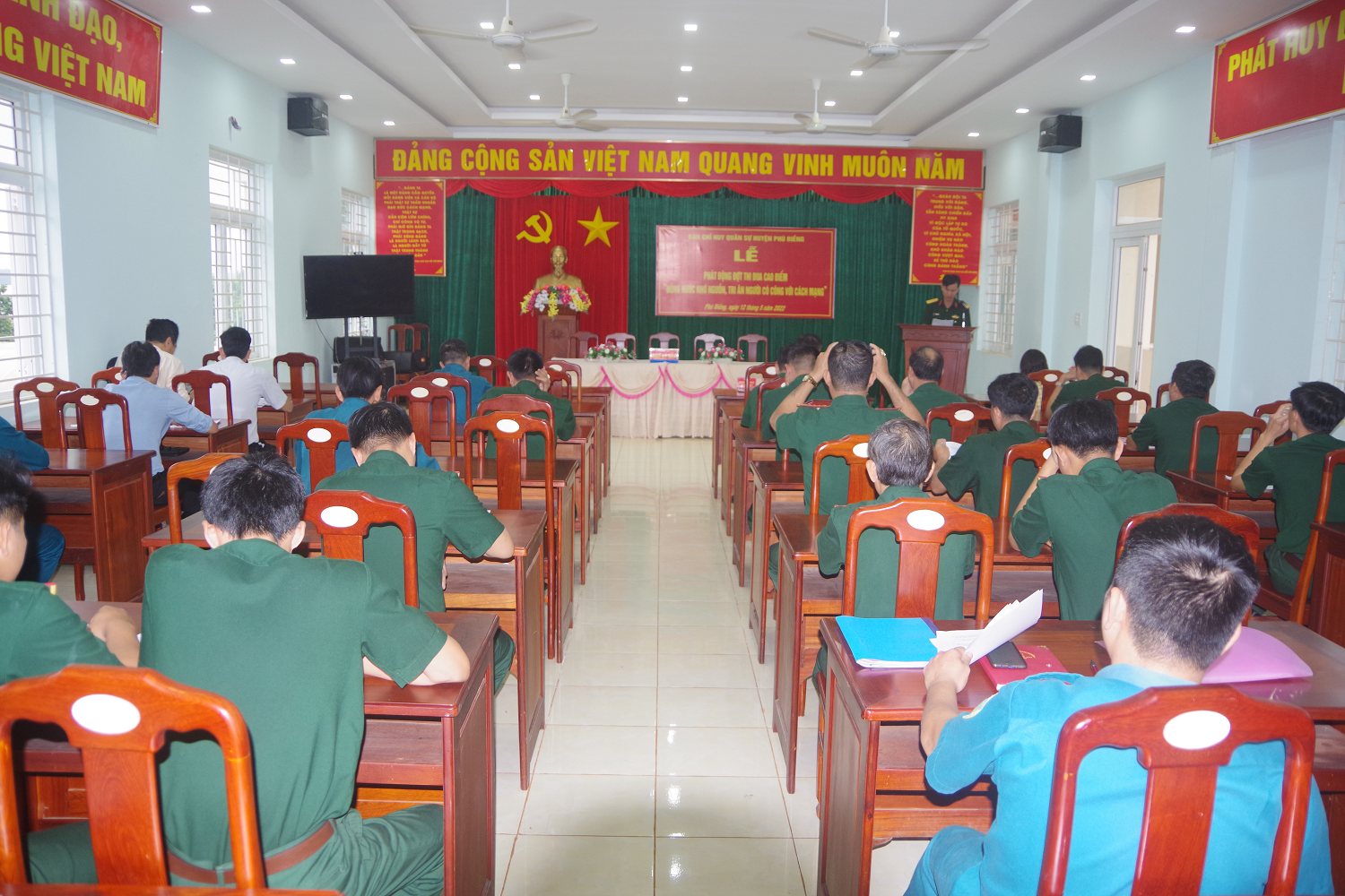 Ban chỉ huy quân sự huyện Phú Riềng phát động đợt thi đua cao điểm tri ân người có công.