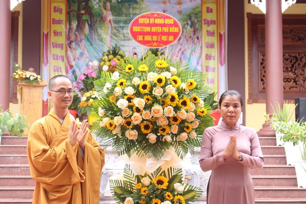 Giáo hội Phật giáo Việt Nam huyện Phú Riềng tổ chức Đại lễ Phật đản năm 2022, Phật lịch năm 2566.