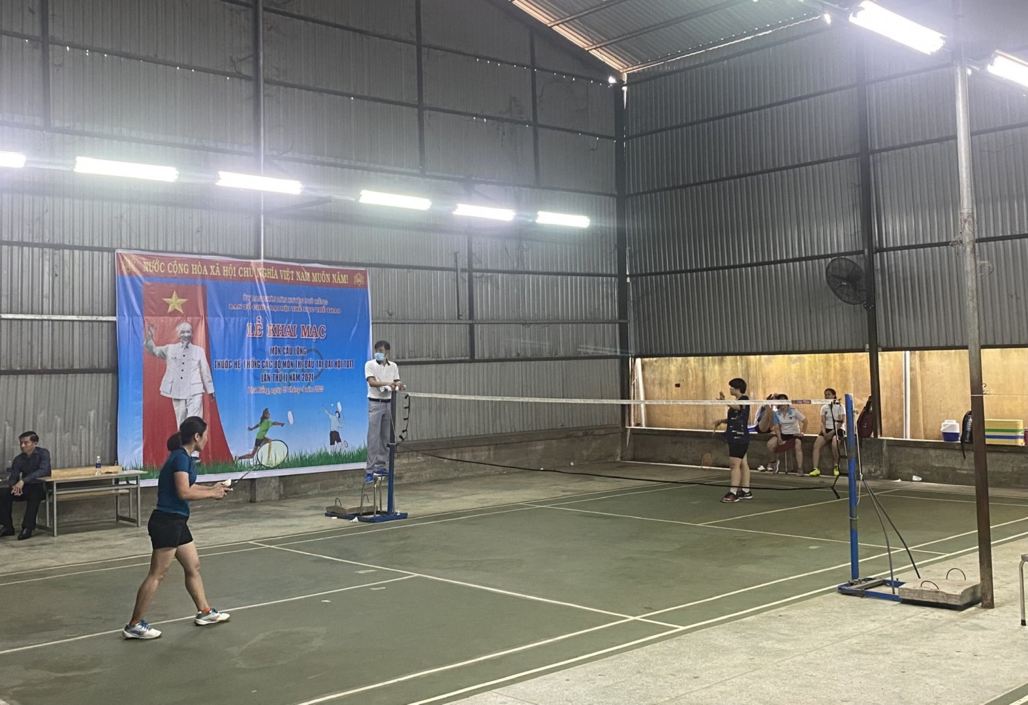 150 tay vợt tham gia môn cầu lông tại Đại hội Thể dục Thể thao huyện Phú Riềng lần thứ II.