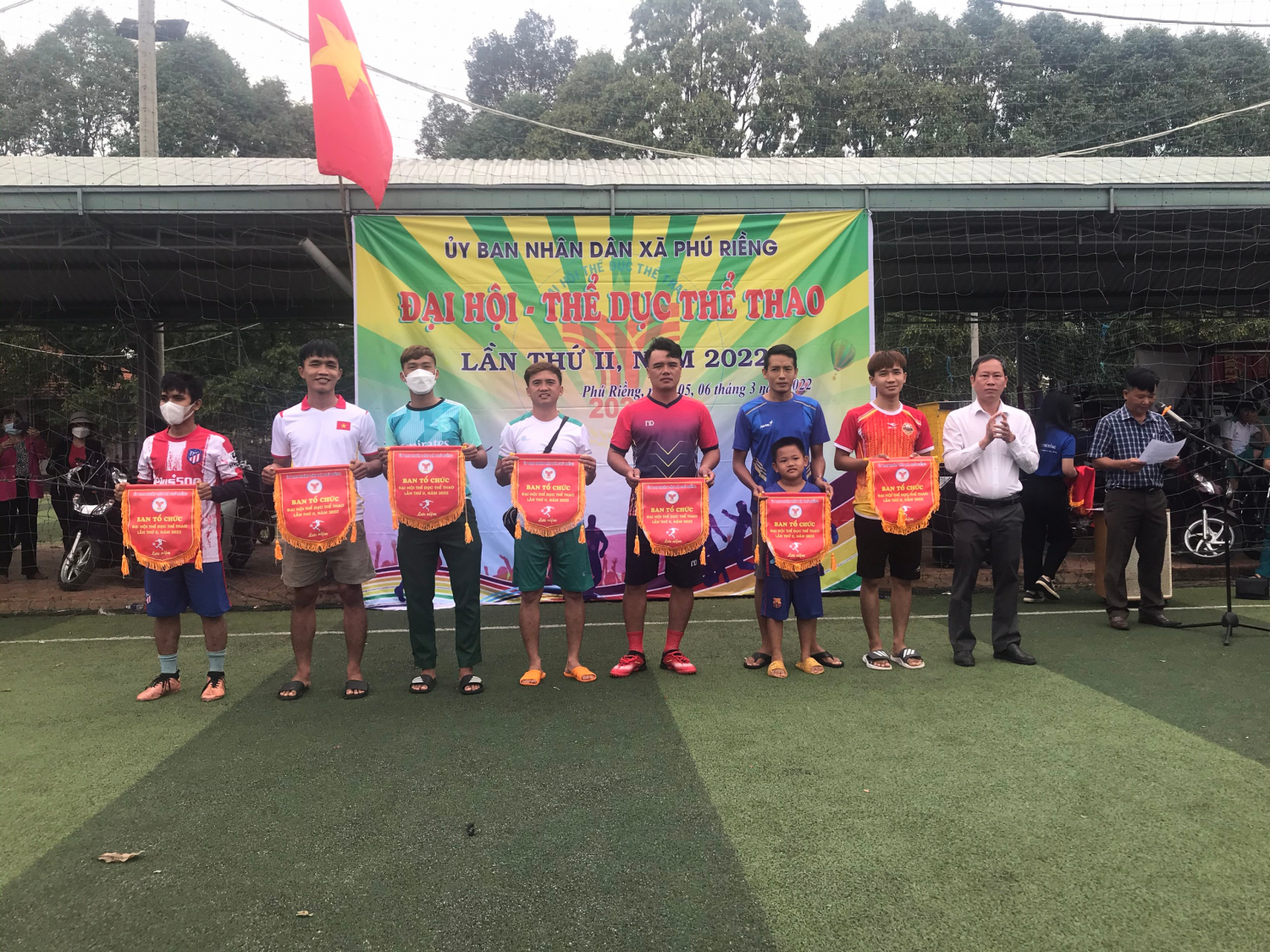 Xã Phú Riềng tổ chức giải bóng đá năm 2022.