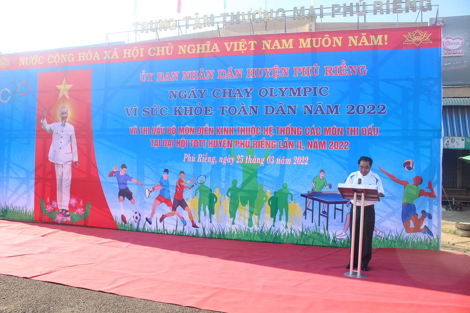 Huyện Phú Riềng tổ chức ngày chạy Olympic năm 2022.
