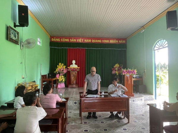 Kiểm tra hoạt động cho vay và sử dụng vốn vay của NHCSXH huyện năm 2023 tại xã Phước Tân.