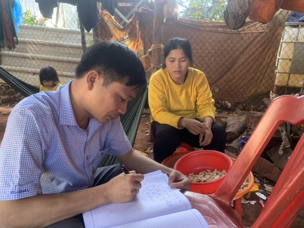 Khảo sát thực hiện công tác giảm nghèo trên địa bàn xã Phước Tân
