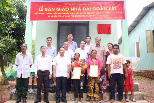 Nhìn lại 5 năm công tác dân tộc của huyện Phú Riềng - Tự hào và Trách nhiệm trên chặng đường mới.