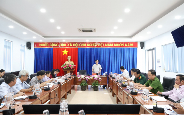 UBND huyện thông qua kết quả thực hiện nhiệm vụ năm 2024 và các nội dung trình kỳ họp thứ 11 HĐND huyện.