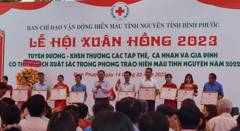 Ông Lê Đắc Trường- Phó Bí thư Đảng ủy xã Bù Nho lan tỏa nghĩa cử cao đẹp từ phong trào hiến máu tình nguyện