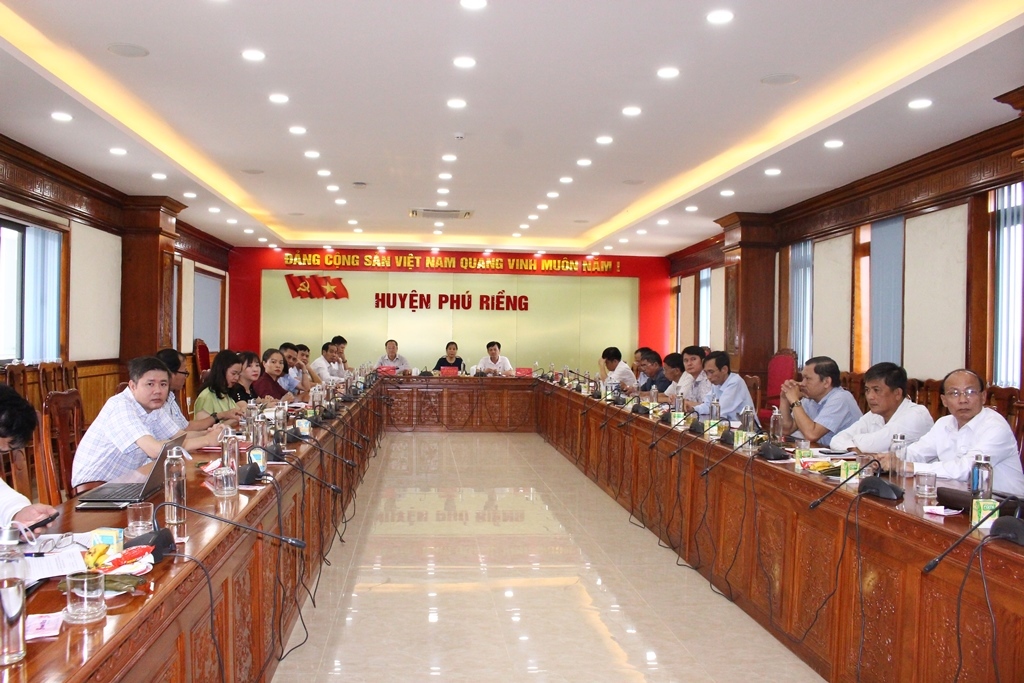 Phú Riềng tham dự hội nghị trực tuyến về học tập, quán triệt, triển khai thực hiện Nghị quyết số 24-NQ/TW của Bộ Chính trị