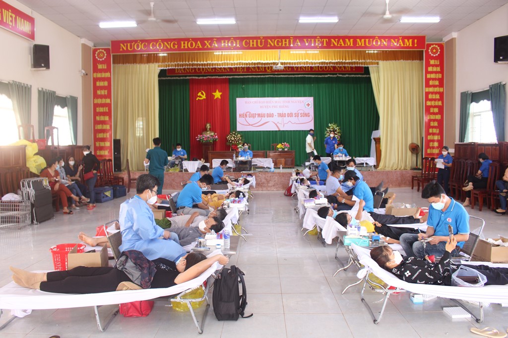 Phú Riềng tổ chức hiến máu nhân đạo đợt 3 năm 2021